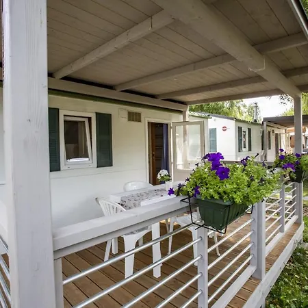Ai Colli Fioriti Campsite 3*