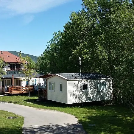 Campsite Ai Colli Fioriti 3*
